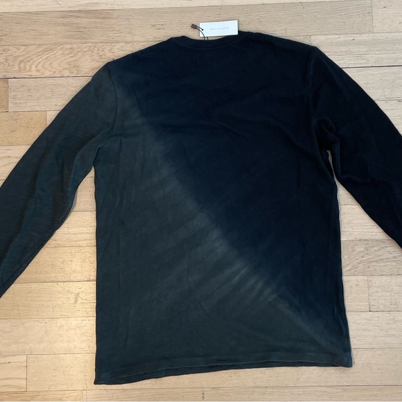 Velvet by Graham and Spencer long sleeve - Picture 2 of 2